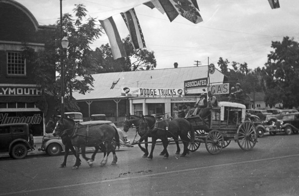 Walla Walla, Parade 3
