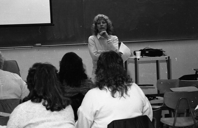 1985 Classroom, Professor Renece Neal Lecture 03