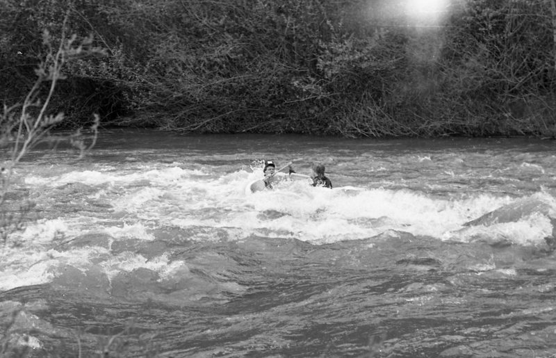 1984 Raft Race, Floating 03