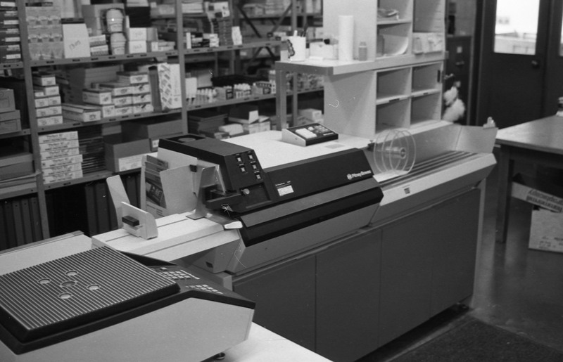 1985 Employees, Campus Mail 02