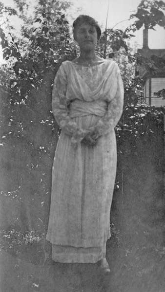 Reuter, Woman in Lace 5