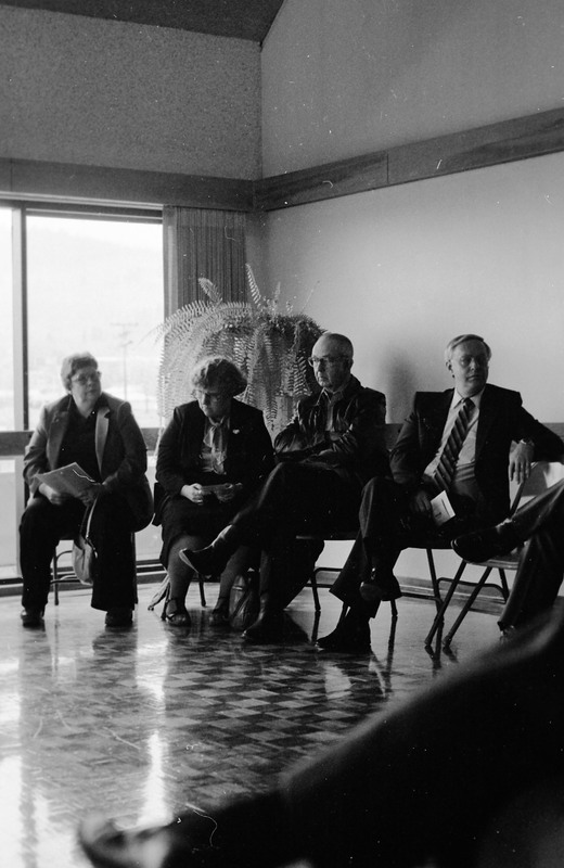 1983 Employees, April Meeting 05