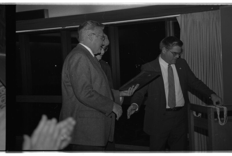 1988 Distinguished Award, Jerry Young 01