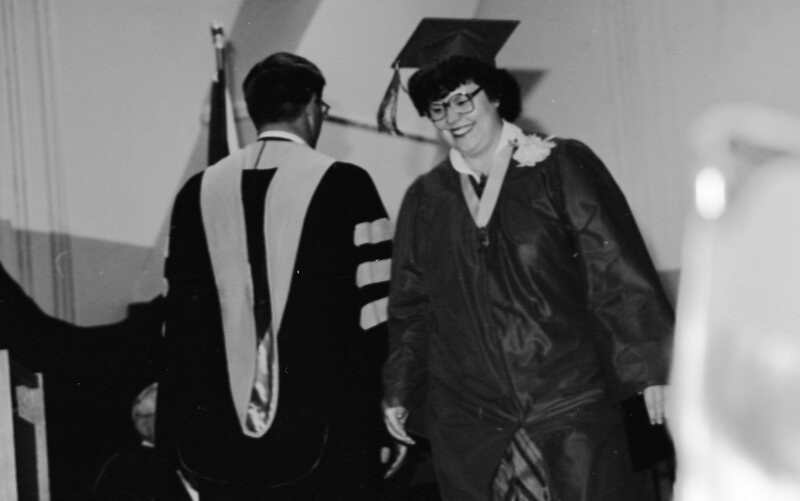 1986 Graduation 02