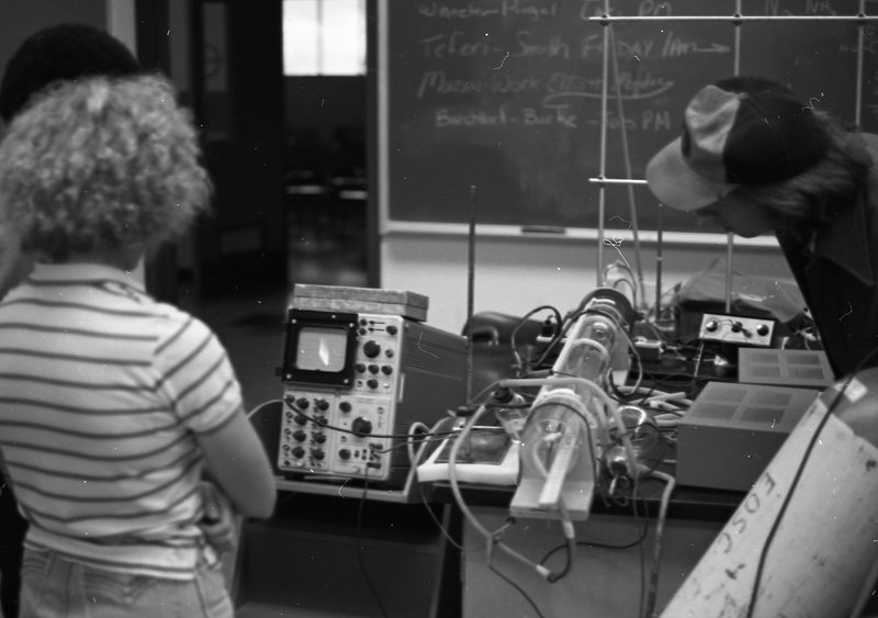 1984 Science, Electronics 01
