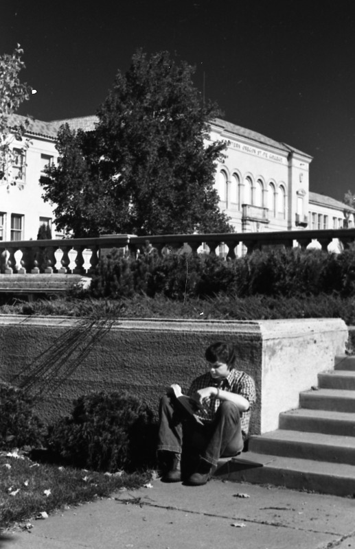 1977 Student, Reading 2