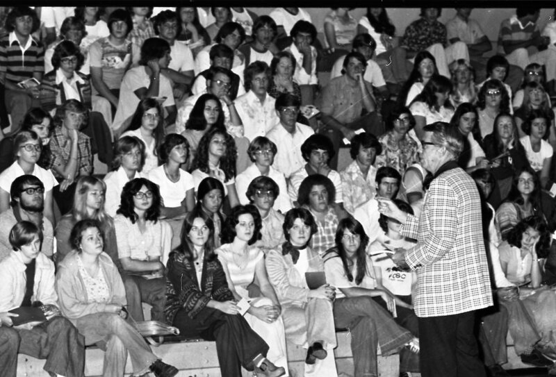 1976 Orientation, Indoors 05