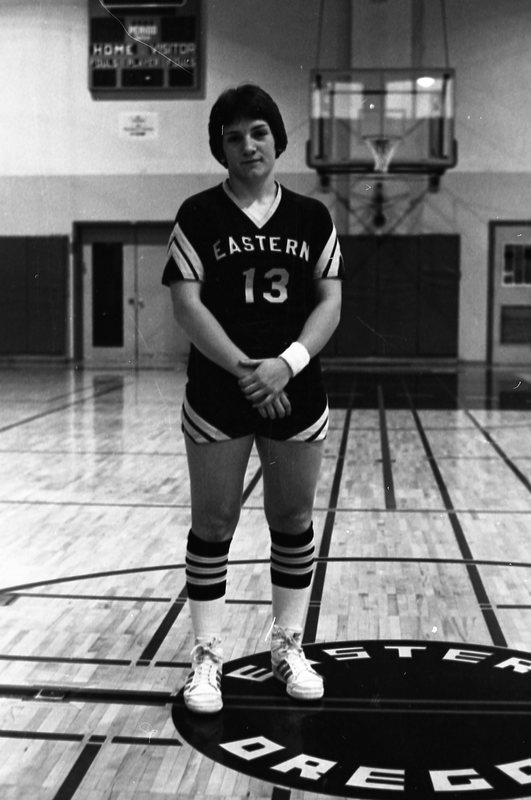 1982 Women's Basketball Player, Portraits 01