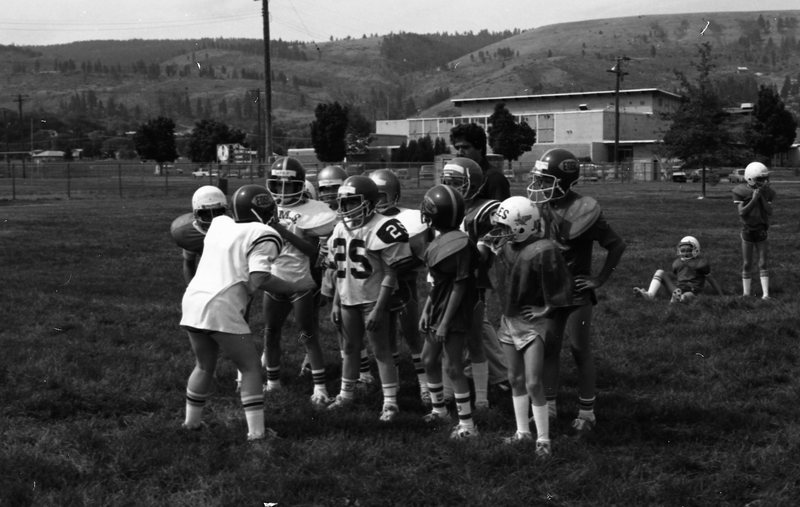 1982 Football Camp 13