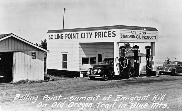 Cabbage Hill, Gas Station