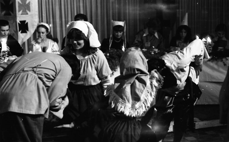 1980 Renaissance Dancing 07