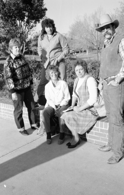 1987 Students, Group Outdoors 01