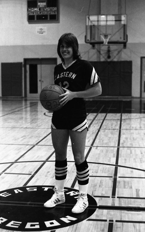 1982 Women's Basketball Player, Portraits 02