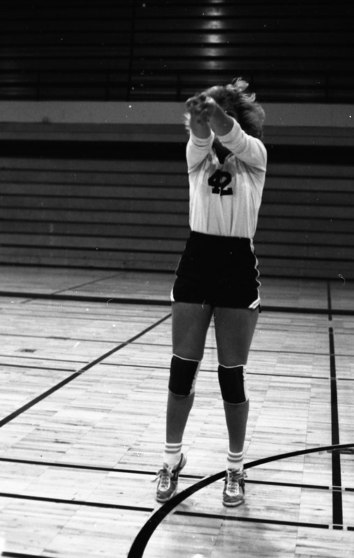 1980 Women's Volleyball Players 12