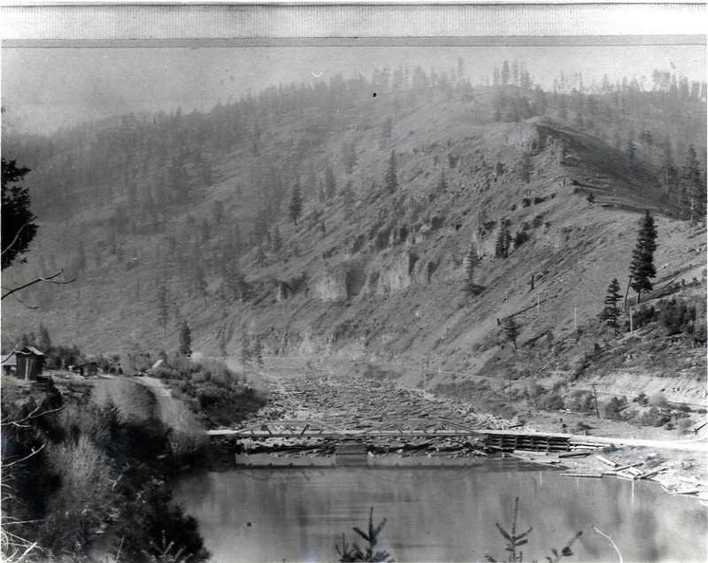 1905+/- Perry, Bridge