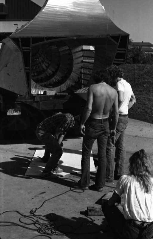 1981 Sculpture, Amphitheater Install 05
