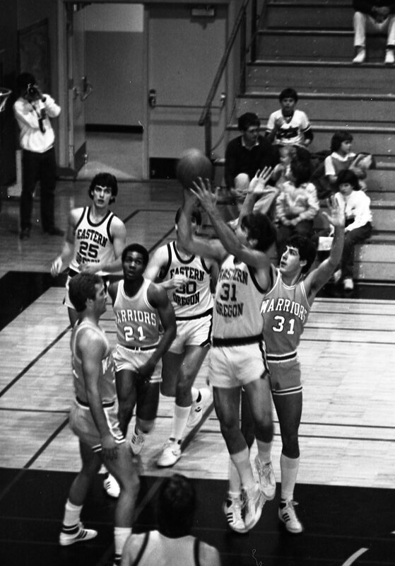 1984 Basketball Action, EOSC vs. LCSC 03
