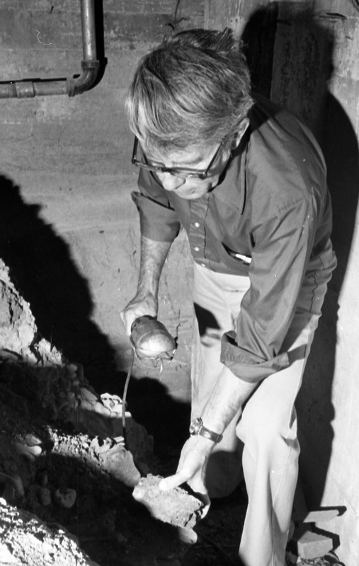 1978 Inlow Hall, Grave 06