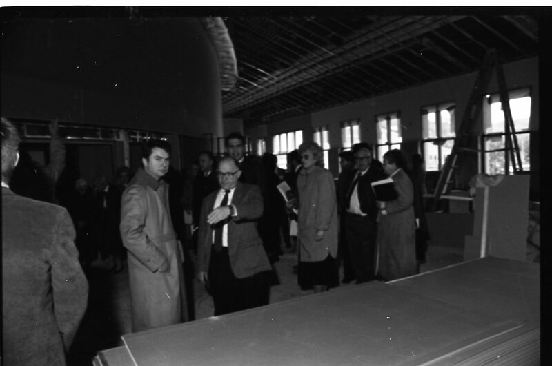 1990 Loso Hall, Tour 14