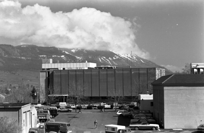 1976 Campus 17