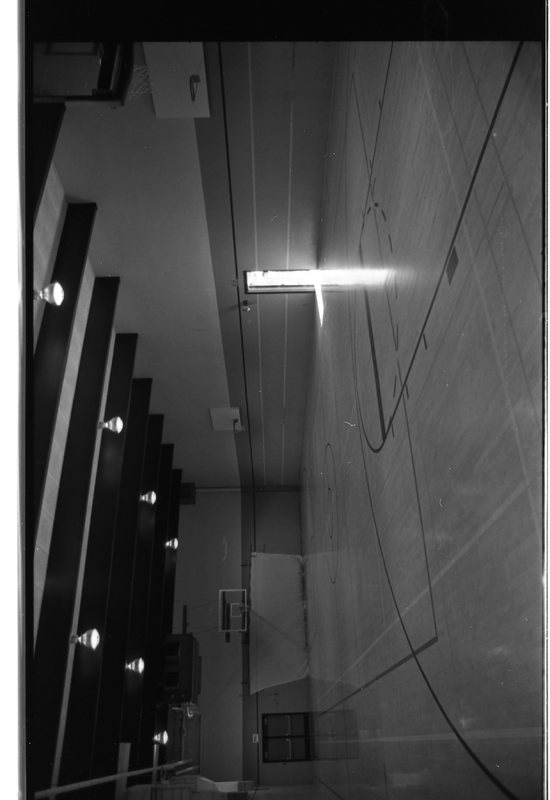 1989 Quinn Gymnasium, Small