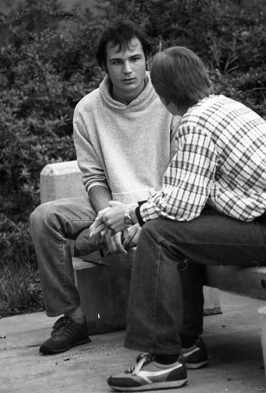 1985 Students, September Outdoor Candid Shots 02