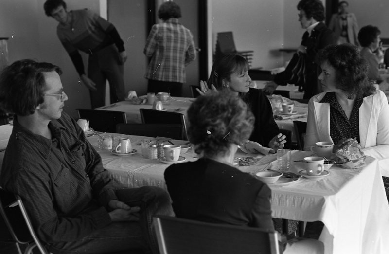 1981 Parent's Weekend, Sunday Breakfast 08