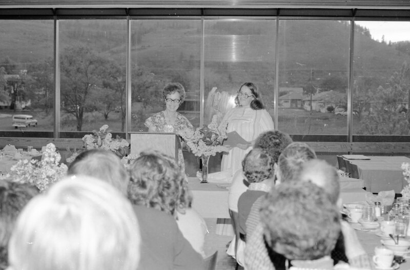 1976 Awards Banquet, Students 07