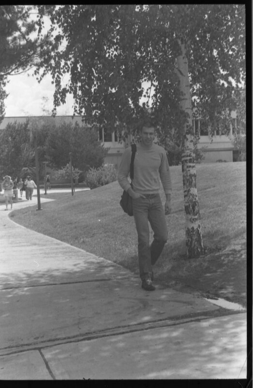 1989 Students, Outdoors 53