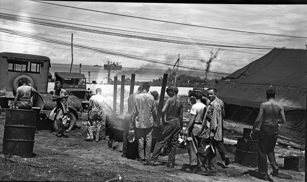 Leyte Camp, Mess Kit Washing