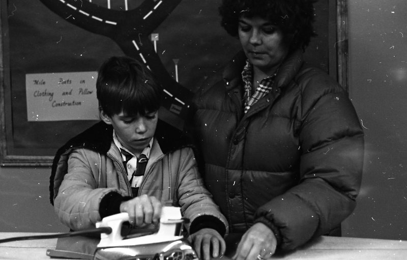1981 Ackerman Elementary Sewing 09