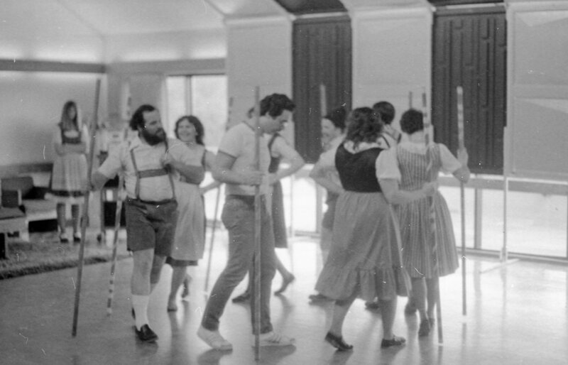 1983 Spring Festival & Ice Cream Social, Folk Dancing 02