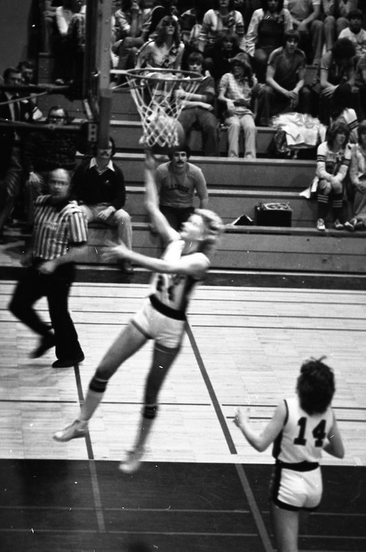 1982 High school Wapiti League Girl's Basketball Tournament, Imbler vs. Pine Eagle 21