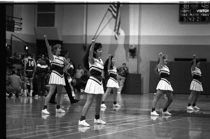 1991 Basketball, Willamette University at EOSC, Cheerleading 02
