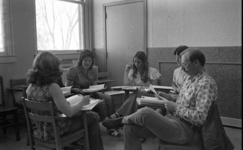 1976 Classroom, Group Assignment 07