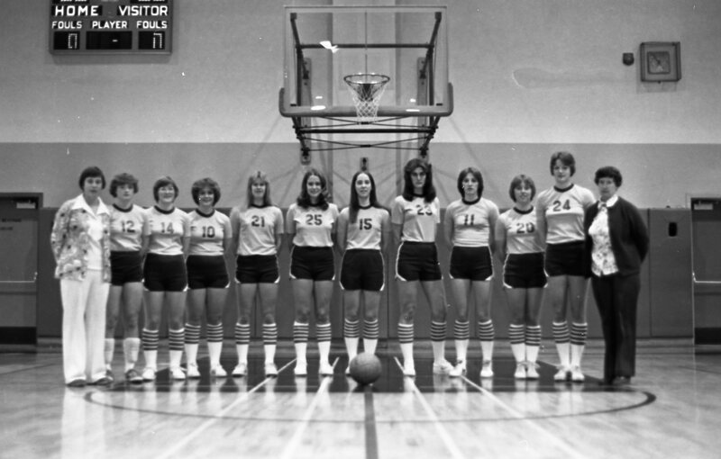 1978 Women's Basketball Team 03