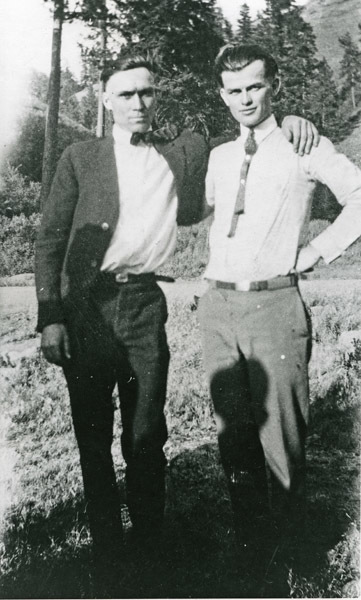 Maxville, Men 2