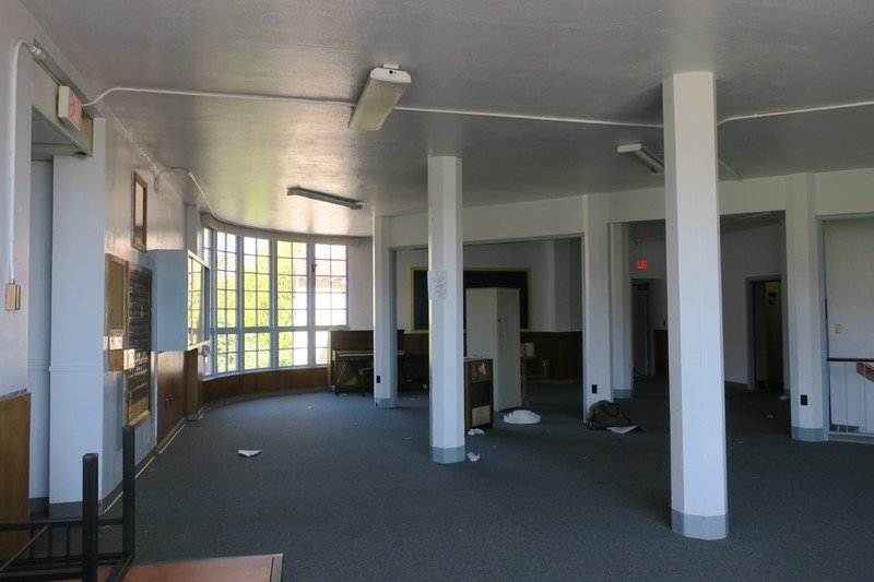 Dorian and Hunt Hall 299