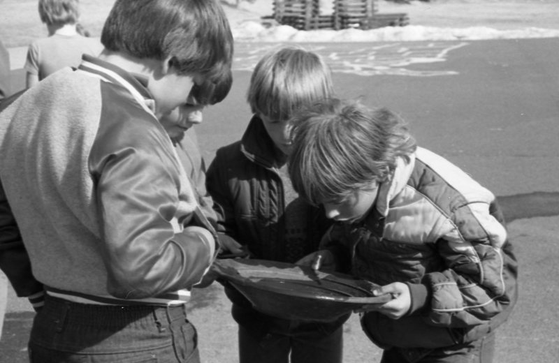 1985 Ackerman Elementary School, Panning for Gold 01