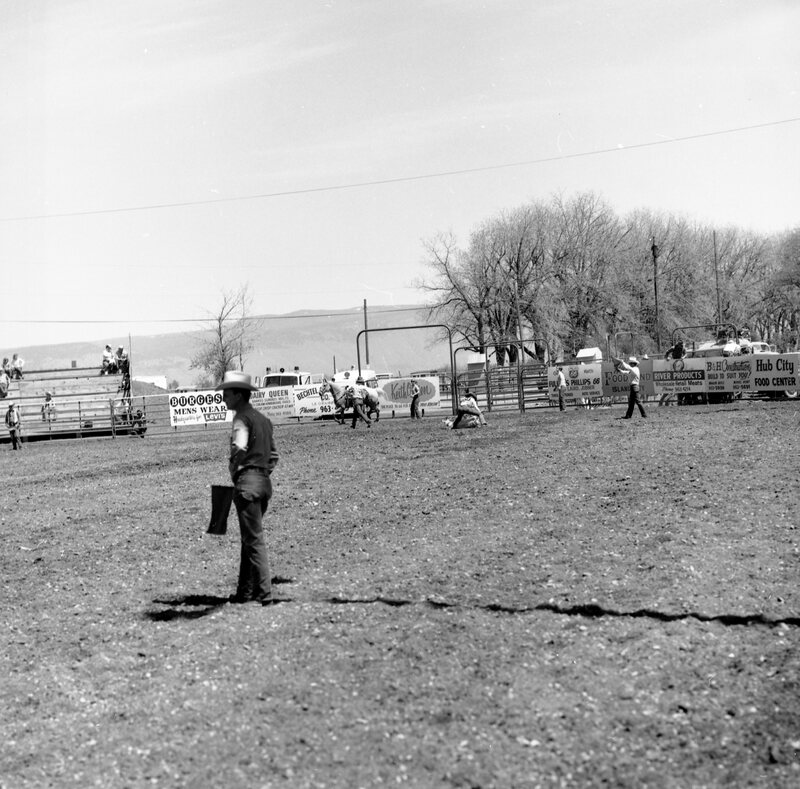 1970 Rodeo, Calf Roping 04