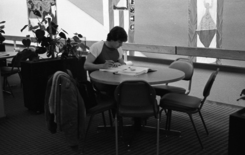 1985 February, Student Studying