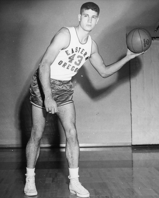 1961 Basketball Player 3