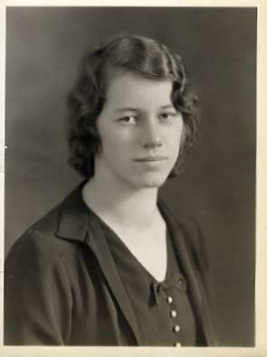 1931 Alumni, Gertrude Moore