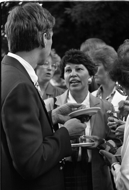 1989 Students & Employees, Reception at President's House 07