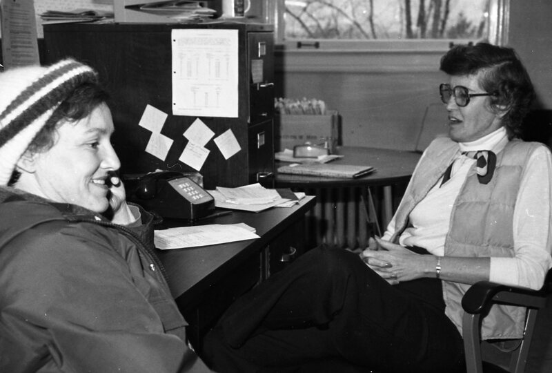 1984 Joan Oxford, Student Consultation 02