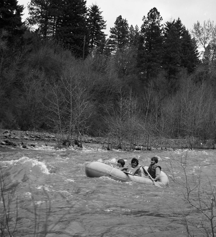 1982 Spring Festival, Raft Race 09