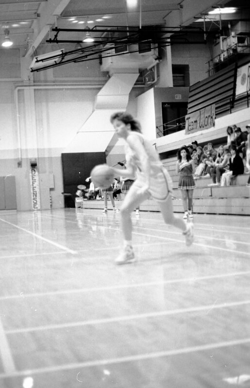 1988 Women's Basketball Action, Oregon Tech at EOSC 12