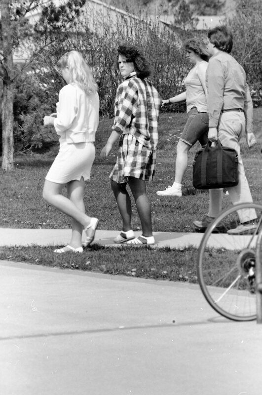 1987 Students, Walking 10