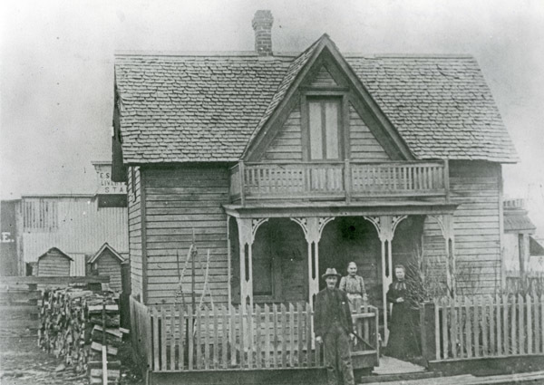 Elgin Home, Harris