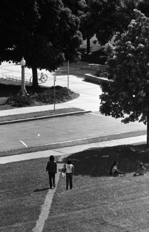 1979 Students, Outdoors 13